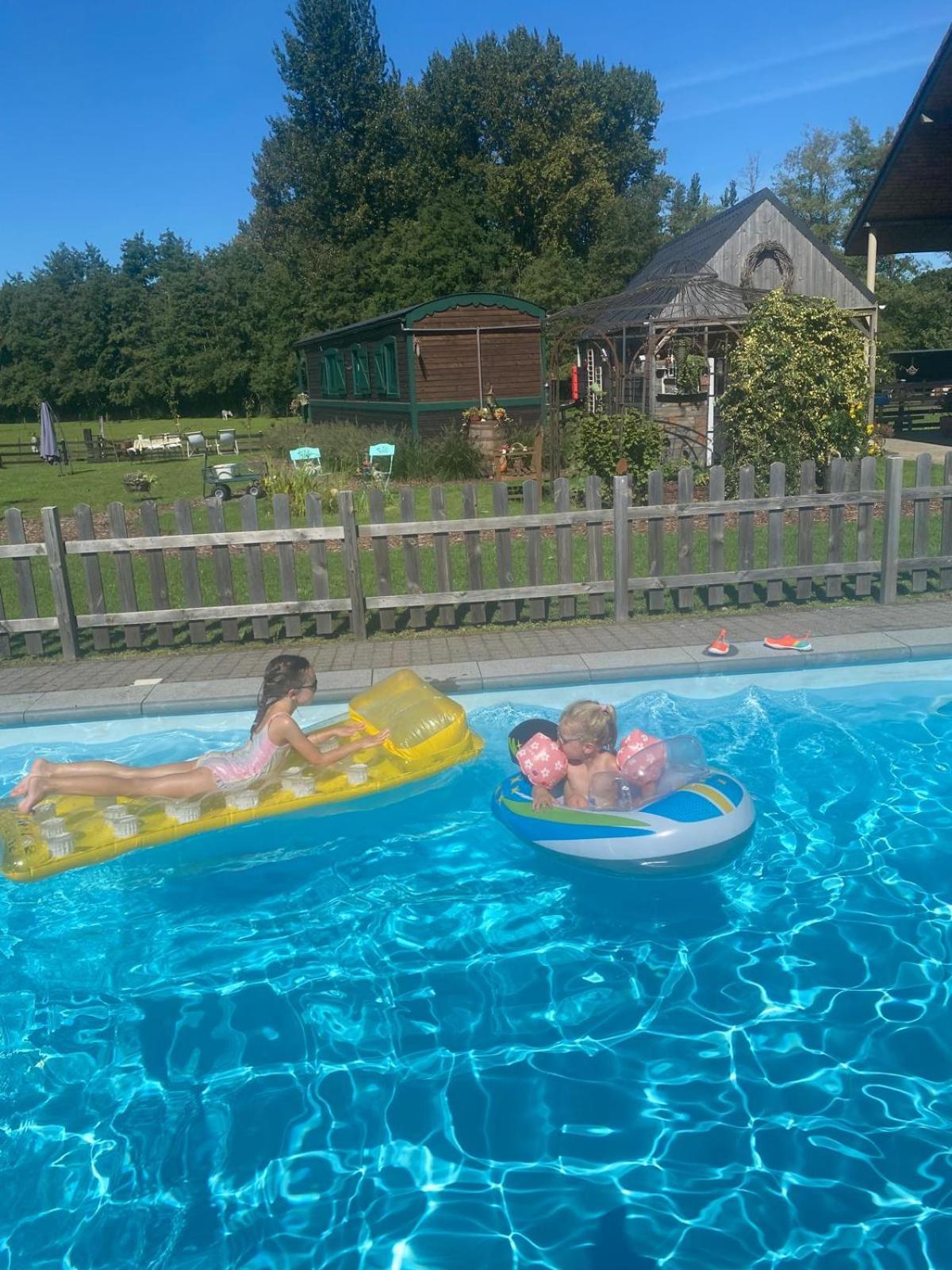 Margaux B&B Babbita Stokrooie Экстерьер фото